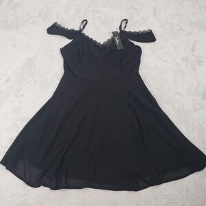 NWT‎ Lulus Black Cold Shoulder Dress Lace Trim Party Cocktail Evening Women's M